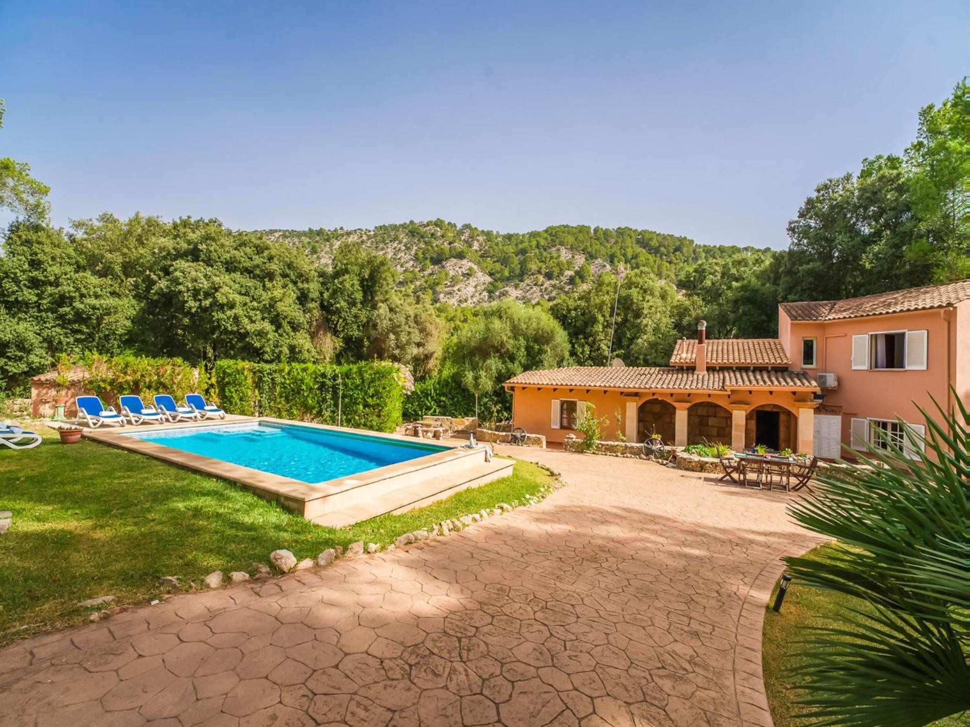 3-bedroom Country House, By The Ferienhaus Sa Pobla