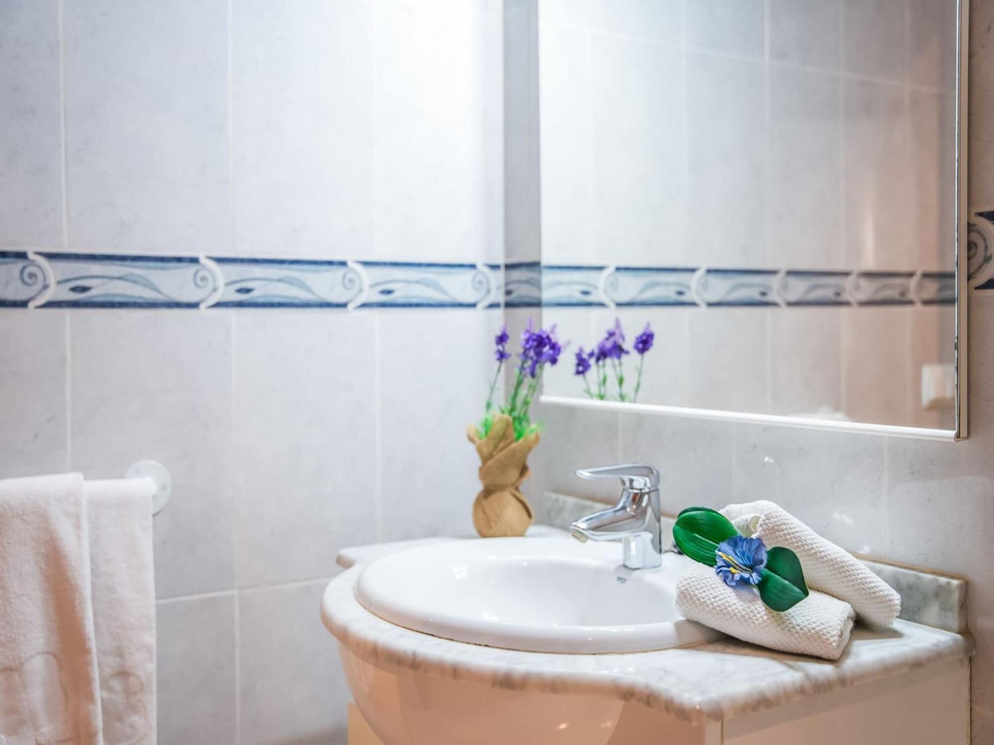 3-bedroom Country House, By The